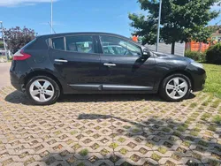 Schwarz Gebraucht 2008 Renault Mégane III Limousine | 2.300 €