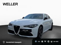 Weiß Gebraucht 2024 Alfa Romeo Giulia Veloce Limousine | 37.390 € (Etwas zu teuer)