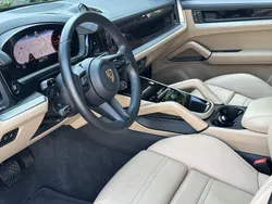 Schwarz Gebraucht 2023 Porsche Cayenne SUV | 106.790 € (Fairer Preis)