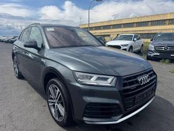 Grau Gebraucht 2020 Audi Q5 S-Line SUV | 30.999 € (Guter Preis)