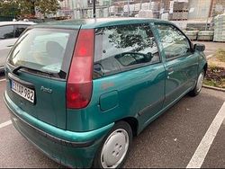 Grün Gebraucht 1997 Fiat Punto Kleinwagen | 1.150 €