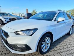 Weiß Gebraucht 2022 Seat Leon Style Limousine | 13.770 € (Fairer Preis)