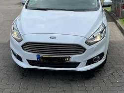 Weiß Gebraucht 2018 Ford S-MAX S Van / Kleinbus | 13.000 € (Fairer Preis)
