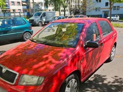Rot Gebraucht 2005 Skoda Fabia Kleinwagen | 950 € (Guter Preis)