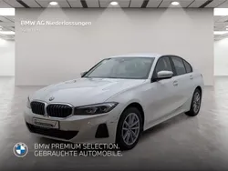 Weiß Gebraucht 2023 BMW 318 Shadowline Limousine | 32.206 € (Guter Preis)