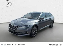 Graphitegrau metallic Gebraucht 2022 Skoda Superb LAURIN & KLEMENT Kombi | 31.930 € (Fairer Preis)