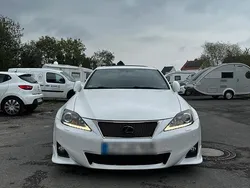 Weiß Gebraucht 2011 Lexus IS220d Sport Line Limousine | 7.800 €