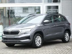 Grau Neu 2025 Skoda Karoq SUV | 36.390 € (Guter Preis)