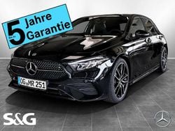 Metalliclack kosmosschwarz Gebraucht 2025 Mercedes A250 AMG Limousine | 45.590 €