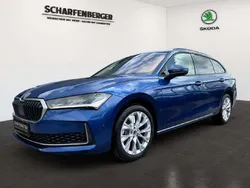 Cobalt blau metallic Gebraucht 2024 Skoda Superb Selection Kombi | 43.595 € (Etwas zu teuer)