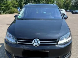 Schwarz Gebraucht 2017 VW Sharan Comfortline Van / Kleinbus | 10.400 € (Etwas zu teuer)