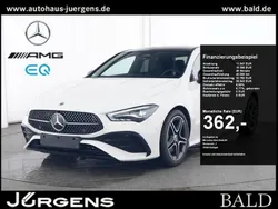 Weiss polarweiss Gebraucht 2024 Mercedes CLA200 AMG Coupé | 38.880 € (Fairer Preis)