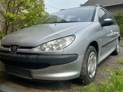 Silber Gebraucht 2003 Peugeot 206 Filou Kombi | 1.300 € (Fairer Preis)