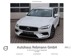 Ice white, solid / solid Gebraucht 2020 Volvo V60 Inscription Kombi | 27.800 € (Fairer Preis)
