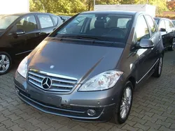 Grau Gebraucht 2009 Mercedes A200 Limousine | 7.990 € (Etwas zu teuer)
