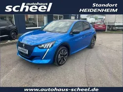 Blau/typ aussenverkleidung metal (metallic) Gebraucht 2021 Peugeot e-208 GT Kleinwagen | 17.360 € (Guter Preis)
