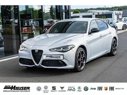 Weiss Gebraucht 2024 Alfa Romeo Giulia Veloce Limousine | 37.975 € (Guter Preis)
