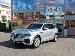 Silber Gebraucht 2018 VW Touareg Atmosphere SUV | 37.900 € (Guter Preis)