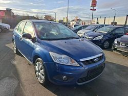 Blau Gebraucht 2008 Ford Focus Style Limousine | 2.999 € (Fairer Preis)