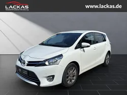 Weiss Gebraucht 2014 Toyota Verso Executive Van / Kleinbus | 11.890 € (Etwas zu teuer)