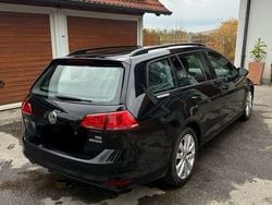 Schwarz Gebraucht 2015 VW Golf VII Comfortline Kombi | 7.899 € (Fairer Preis)
