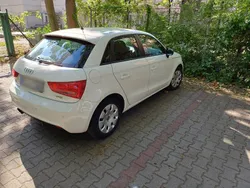 Weiß Gebraucht 2012 Audi A1 Sportback Kleinwagen | 7.800 € (Guter Preis)