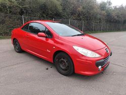 Rot Gebraucht 2007 Peugeot 307 CC Cabrio | 1.700 € (Fairer Preis)