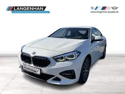 Weiß Gebraucht 2022 BMW 218 Sport Line Coupé | 23.922 € (Guter Preis)