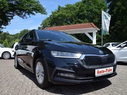 Black magic Gebraucht 2021 Skoda Octavia Ambition Kombi | 19.980 € (Fairer Preis)