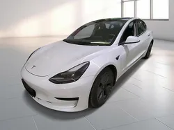 Perl weiss (metallic) Gebraucht 2021 Tesla Model 3 Standard Range Limousine | 23.980 € (Superpreis)