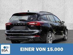 Metallic Gebraucht 2023 Ford Focus ST-Line | 23.560 € (Etwas zu teuer)