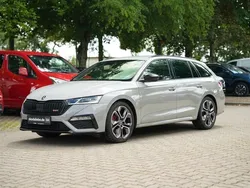 Steelgrau Gebraucht 2021 Skoda Octavia Kombi | 32.889 € (Etwas zu teuer)