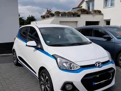 Weiß Gebraucht 2016 Hyundai i10 Passion Kleinwagen | 9.280 € (Fairer Preis)