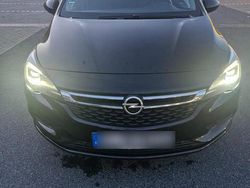 Schwarz Gebraucht 2017 Opel Astra Kombi | 7.500 € (Fairer Preis)