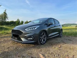 Grau Gebraucht 2018 Ford Fiesta ST-Line Kleinwagen | 11.490 € (Fairer Preis)
