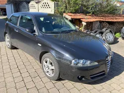 Schwarz Gebraucht 2007 Alfa Romeo 147 Progression Kleinwagen | 750 €