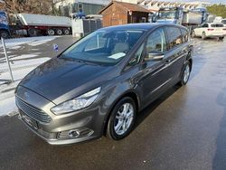 Grau Gebraucht 2018 Ford S-MAX Business Edition Van / Kleinbus | 9.990 € (Guter Preis)