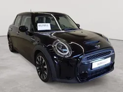 Midnight black metallic Gebraucht 2021 Mini Cooper S Classic Kleinwagen | 25.790 € (Guter Preis)