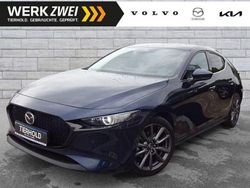 Deep crystal blue Gebraucht 2023 Mazda 3 Exclusive-Line Limousine | 24.900 € (Etwas zu teuer)
