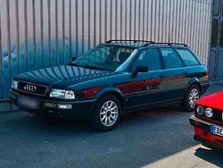 Grün Gebraucht 1994 Audi 80 Kombi | 4.800 €