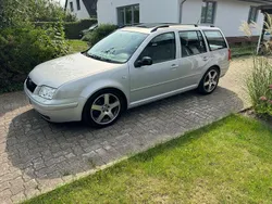 Silber Gebraucht 2000 VW Bora Limousine | 10.999 €