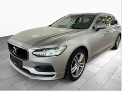 Bright silver (silber) Gebraucht 2020 Volvo V90 Momentum Kombi | 26.990 € (Guter Preis)