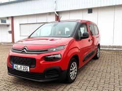 Rot Gebraucht 2019 Citroën Berlingo Live Van / Kleinbus | 15.490 € (Teuer)