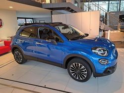 Blau Neu 2024 Fiat 500X Dolcevita SUV | 24.380 €