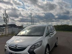 Grau Gebraucht 2014 Opel Zafira Tourer Innovation Van / Kleinbus | 5.800 € (Superpreis)