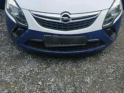 Weiß Gebraucht 2015 Opel Zafira Van / Kleinbus | 3.200 € (Superpreis)