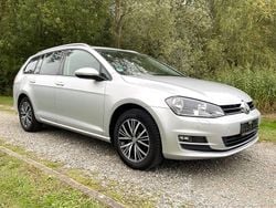 Reflexsilber metallic Gebraucht 2016 VW Golf VII Allstar Kombi | 11.990 € (Guter Preis)