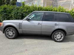 Grau Gebraucht 2009 Land Rover Range Rover Vogue SUV | 8.900 € (Teuer)