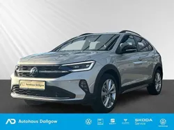Reflexsilber metallic Gebraucht 2024 VW Taigo Move SUV | 25.390 € (Guter Preis)