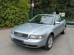 Silber Gebraucht 1997 Audi A4 Limousine | 850 € (Guter Preis)